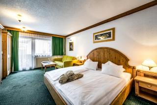 Hotel Alpina Sölden - Adults Only - 9