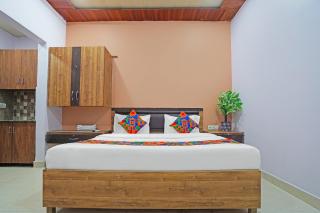 Fabhotel Shri Rawat Kunj - 150m From Banke Bihari temple - 4
