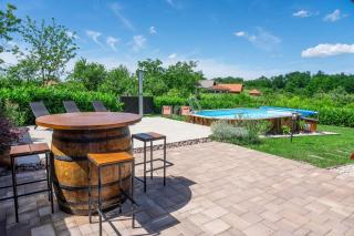 Wooden Retreat with Pool, Sauna & BBQ by Destination Green Croatia - 7