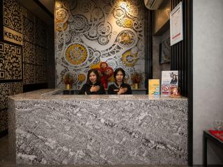 My Home Hotel Pontianak - 8