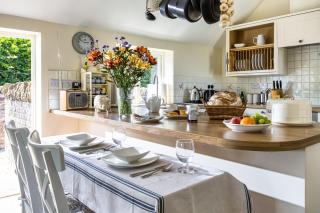 Downclose Piggeries - 1