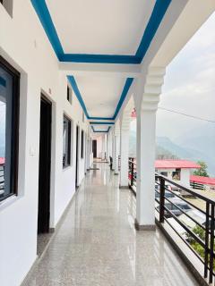 R K Hotel & HELY ROOMS - 5