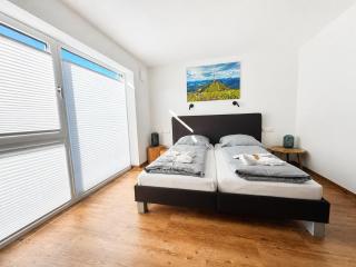 Berg Fux - 5 neue wohlfühl Ferienwohnungen mit Bergblick, Balkon, Parkplatz, nahe Oberstdorf - 8