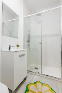 Apartment B Private Complex Metro 4pax - 7