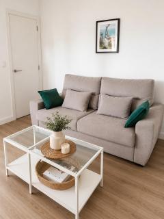 Grand Central House - Classic Two Bedroom - GibraltarStay Apartments - 5