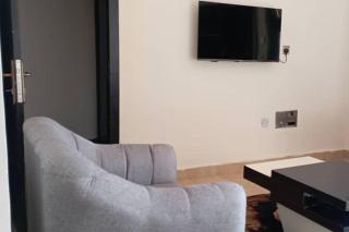 Apartment Sleeps 4 with Balcony and Parking - 6