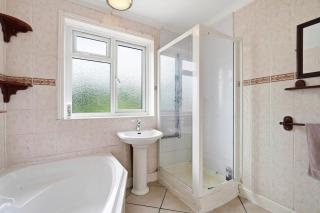 4 Bedroom Central Birmingham - 5
