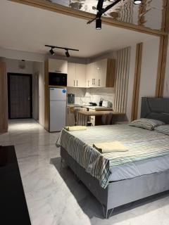 Azur Properties 72 - 1