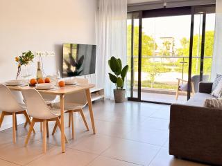 LUXURY APT with SEAVIEW ROOF NEAR THE BEACH - 2