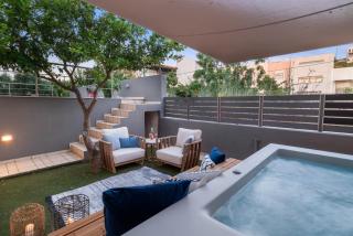 Urban Living Homes, with Jaccuzi - 0