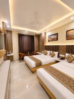 Hotel Aman Imperial Just a Minute Away From New Delhi Railway Station and Connaught Place - 2