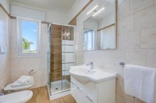 Le Bianche Apartments - 3
