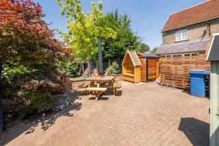 Long Melford Apartment - Timeless Luxury - 9