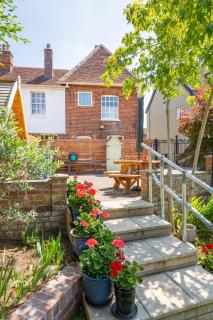 Long Melford Apartment - Timeless Luxury - 8