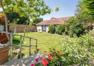 Long Melford Apartment - Timeless Luxury - 4