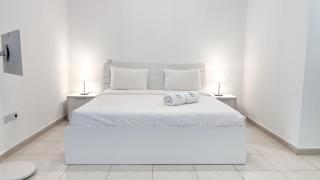 Affordable Luxury Studio in Prime Coastal Location - 7