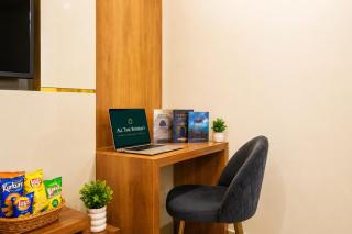 The Residency by All Time-New Delhi City Centre - Free Airport Pick-up - 2