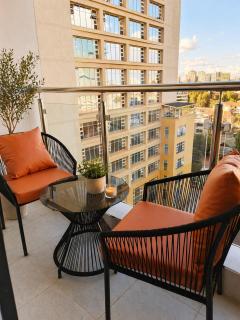 Shangrila GTC residence ,Modern apartments Opp Marriott and walking distance to Sarit Centre - 0