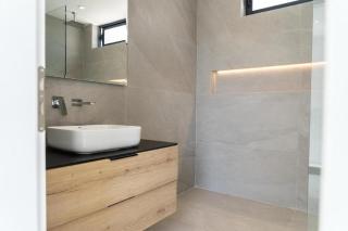 Amazing Villa 5 BDR Sea View - 4