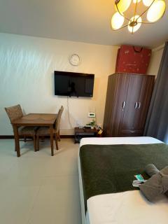 At LBS 888 Condo Unit Rental-Full Relaxing Seaview 304-10Flr - 1