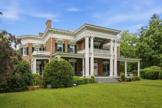 Rockwood Manor Bed & Breakfast - 9
