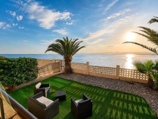 Apartamento en Salou Primera Linea de Mar con Vistas - 0
