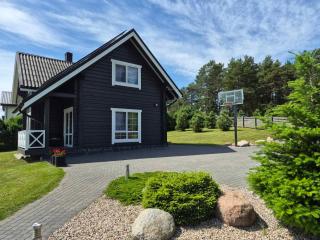 GREY PINE HOUSE - 6