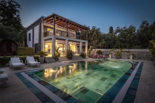 Sea View Villa in most upscale Yalikavak - 0