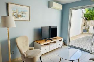 Spacious and quiet house in La Rochelle for 6 - 9