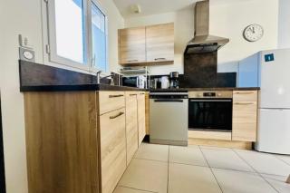 Spacious and quiet house in La Rochelle for 6 - 8