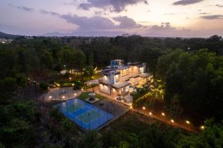 SaffronStays Casa De Familia - 6BHK Luxury Pool Villa in Karjat with Lawn, Gazebo & Bathtubs - 5