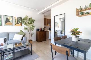 Suite Urbaine Chic avec Balcon et parking Privé - 7