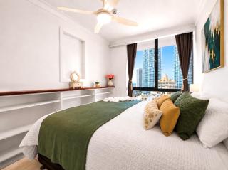Penthouse Ocean View 2BR - Sleeps 8 & Baby - Pool & Parking - 2