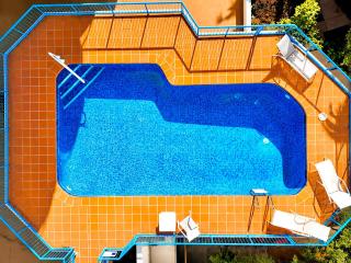Penthouse Ocean View 2BR - Sleeps 8 & Baby - Pool & Parking - 7