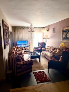 Blo0oDy MarRy Apt in city square - 4