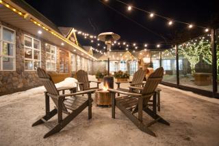 Coast Canmore Hotel & Conference Centre - 3