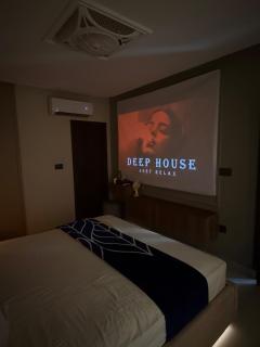 1 bed Cozy Private cinema Apartment - 5