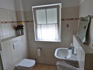 Sonniges Zimmer im Einfamilienhaus - 7