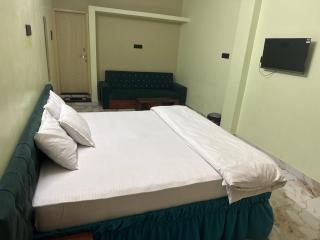 Hotel Prisha Recidency - 5