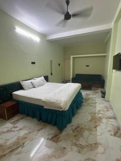 Hotel Prisha Recidency - 3