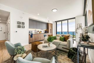Ocean Dreams Chic 2BR Getaway Minutes from Miami's Top Attractions - 8