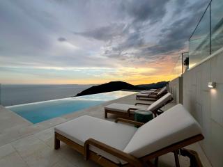 Apiron Luxury Villa - 1