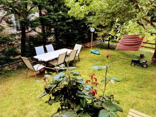 Pinecone Lodge, Eptalofos River Garden Chalet - 9