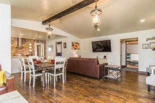 New Listing! Two Houses - 4 Minutes to Dahlonega - 3