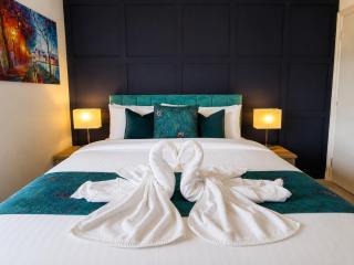 2 Bed Apartment Sleeps 6 Free Van Parking Walk To Weatherspoons - 1
