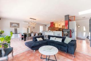 Villa spacieuse avec piscine privée à Saint-Laurent-de-Neste - 8