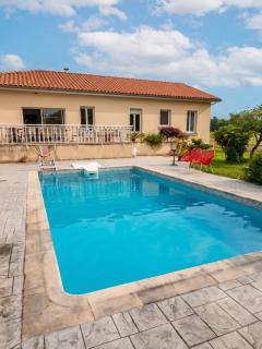 Villa spacieuse avec piscine privée à Saint-Laurent-de-Neste - 0