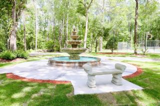 Charming Oasis - Ultimate Rustic Getaway! - 1