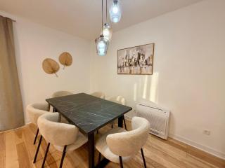 Golden Light Residence - Luxury Spacious Holiday Condo with Sea view - 7