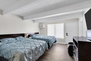 Jersey Shore Stay 2 Beds, Free Parking, Pool - 1